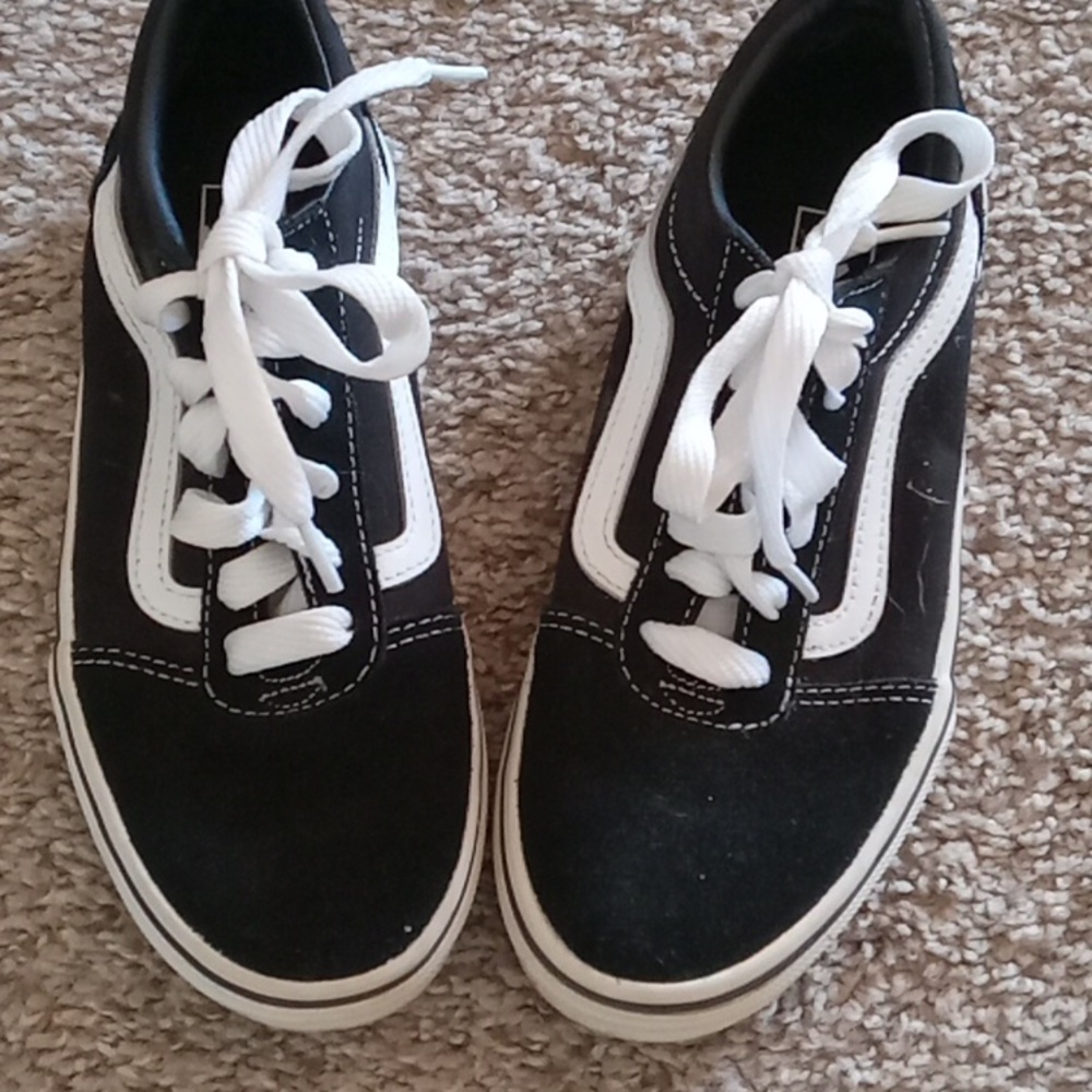 Vans youth shoes